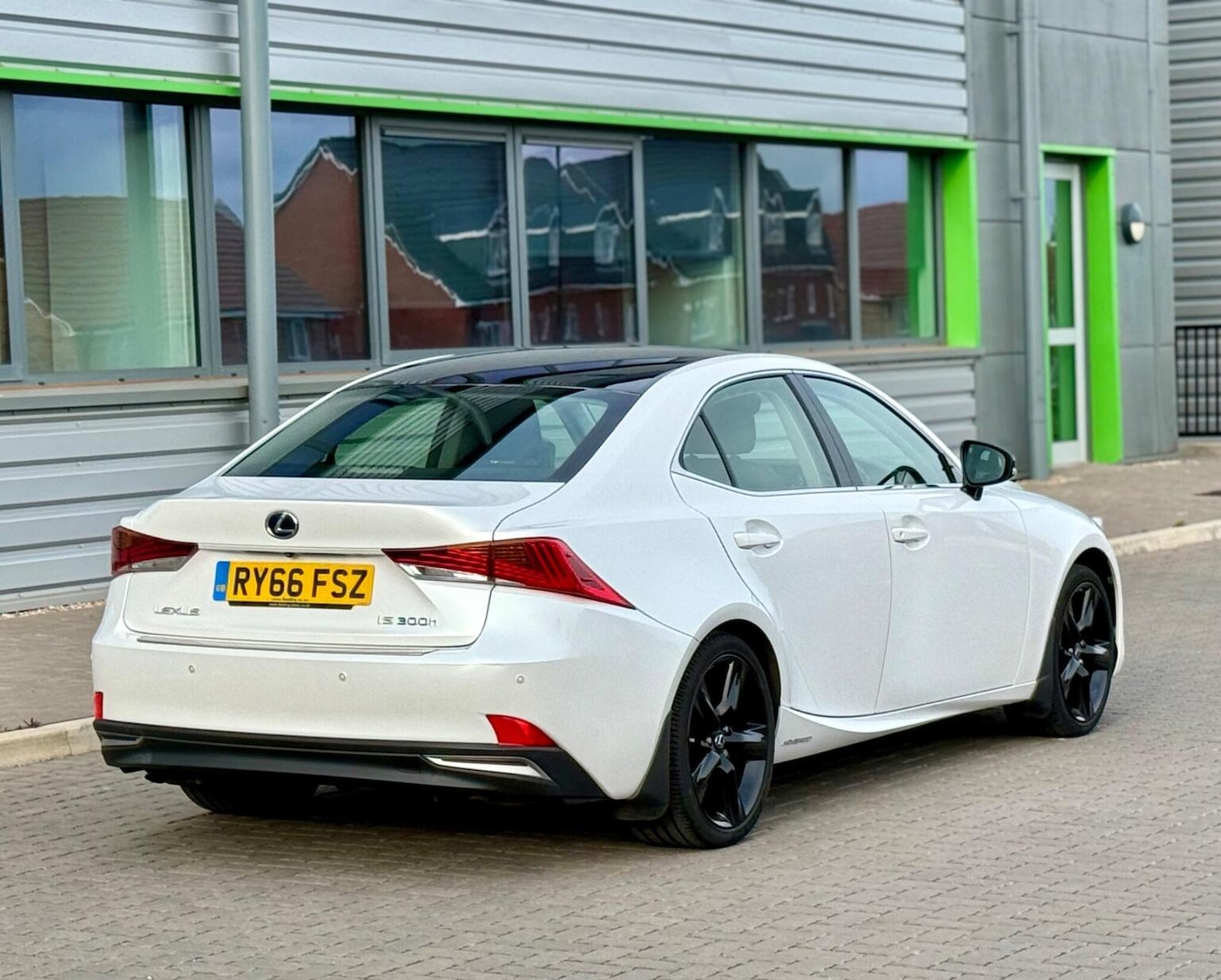 Used Lexus IS 2017 for sale - 78131590: Photo 75