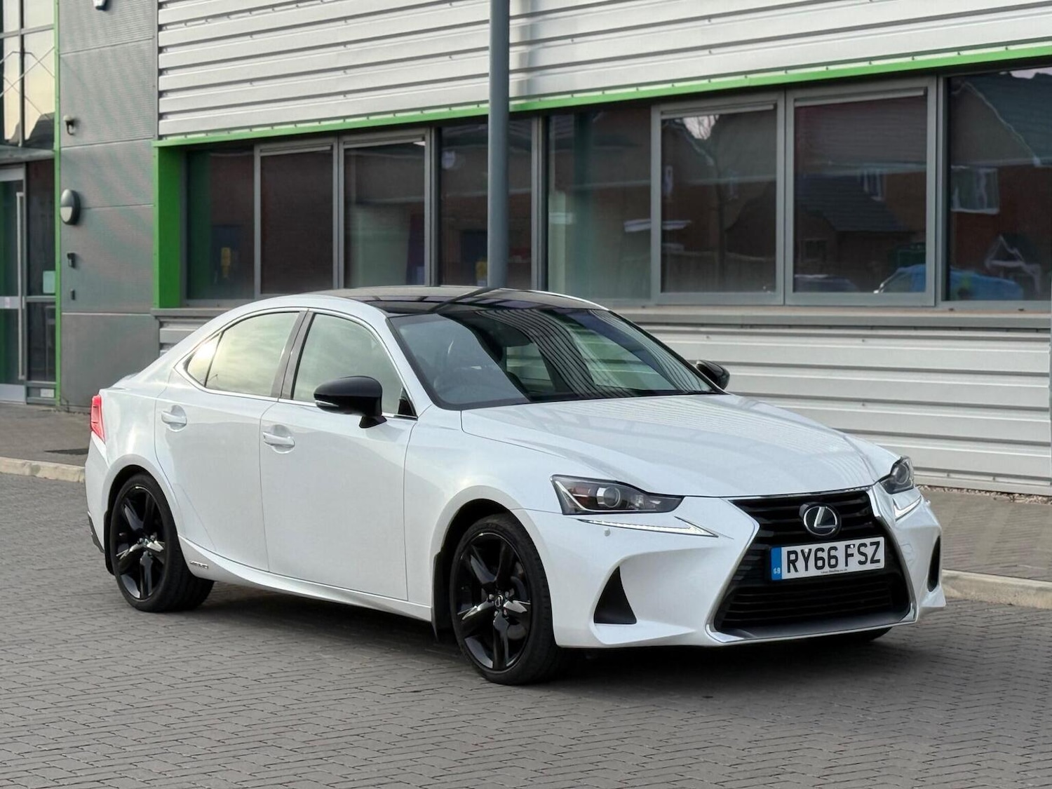 Used Lexus IS 2017 for sale - 78131590: Photo 77