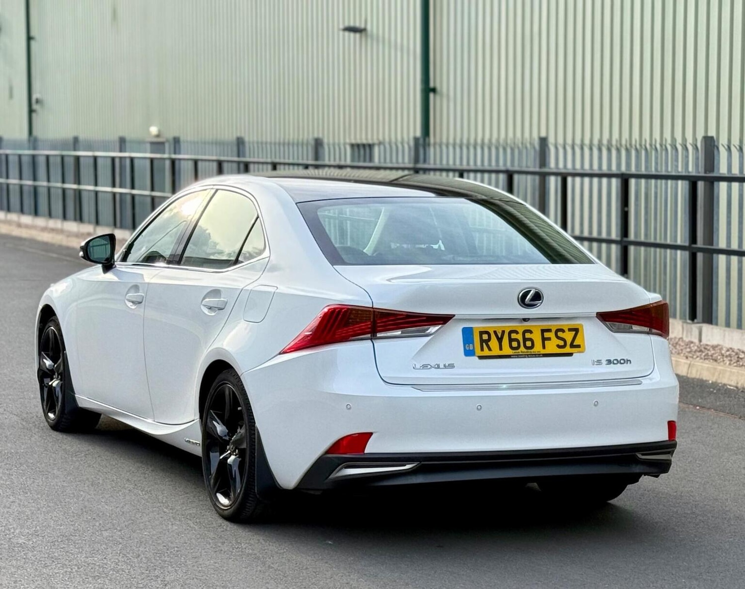 Used Lexus IS 2017 for sale - 78131590: Photo 86