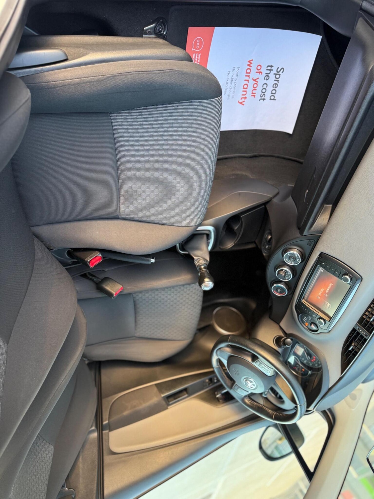 Used Toyota Yaris 2015 for sale - 77931270: Photo 10