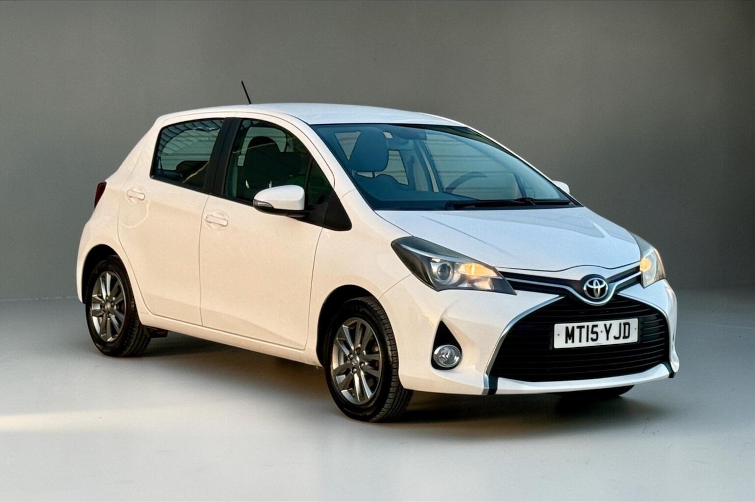 Used Toyota Yaris 2015 for sale - 77931270: Photo 25