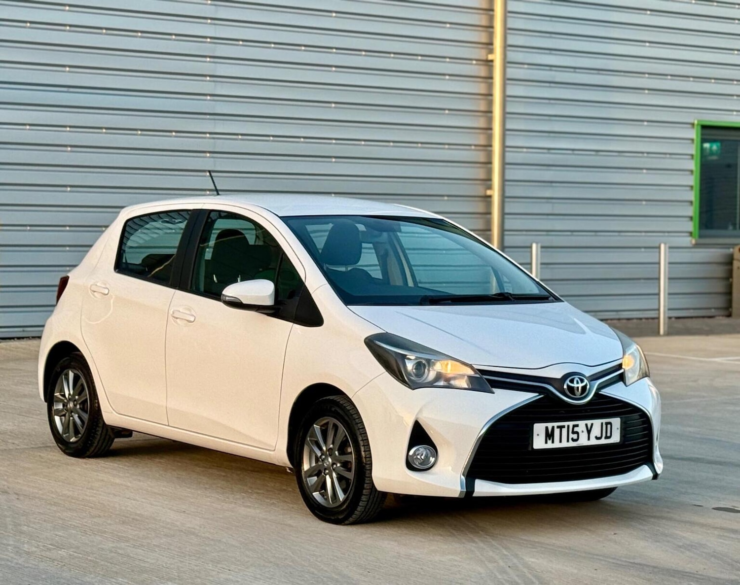 Used Toyota Yaris 2015 for sale - 77931270: Photo 46