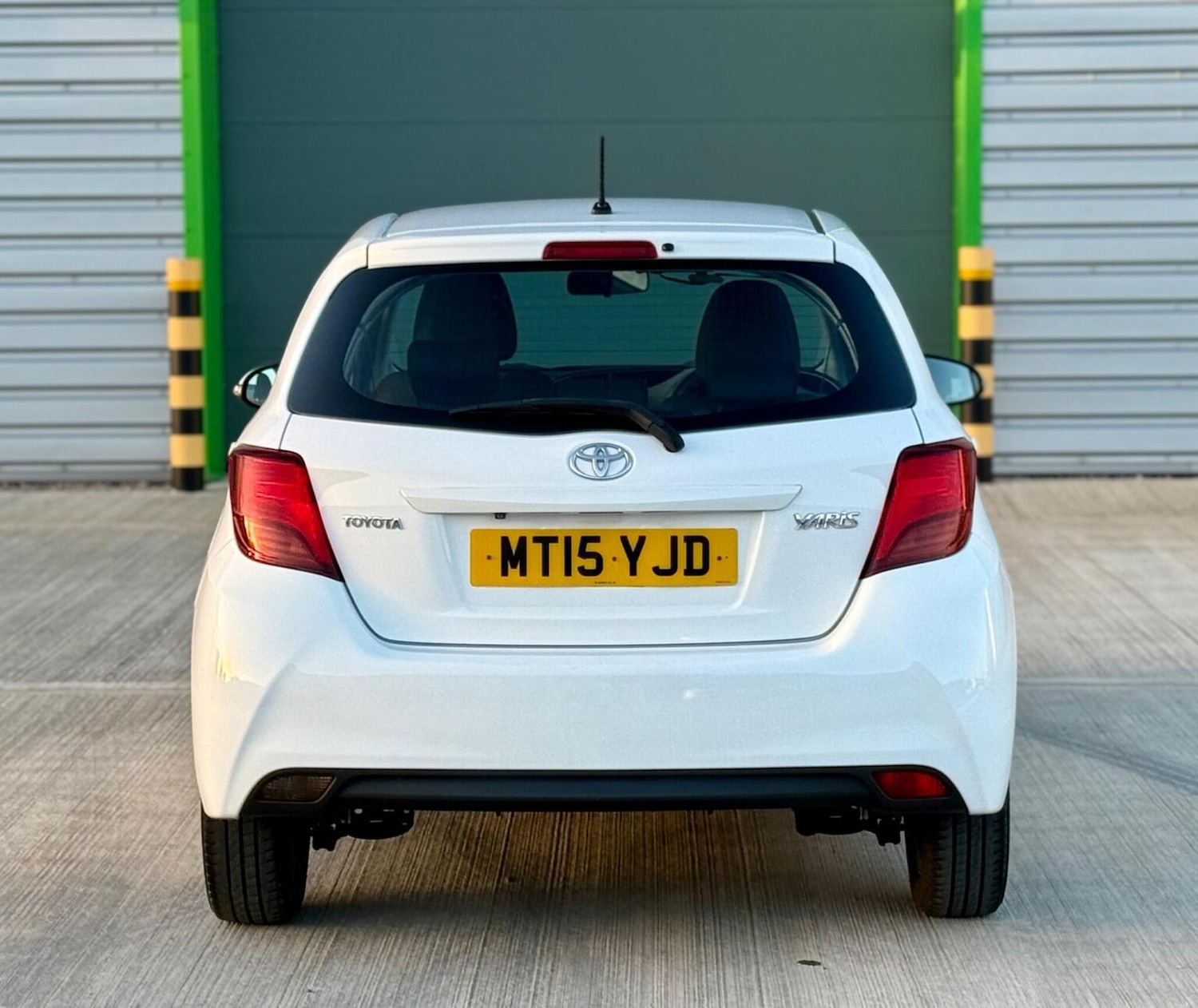 Used Toyota Yaris 2015 for sale - 77931270: Photo 54