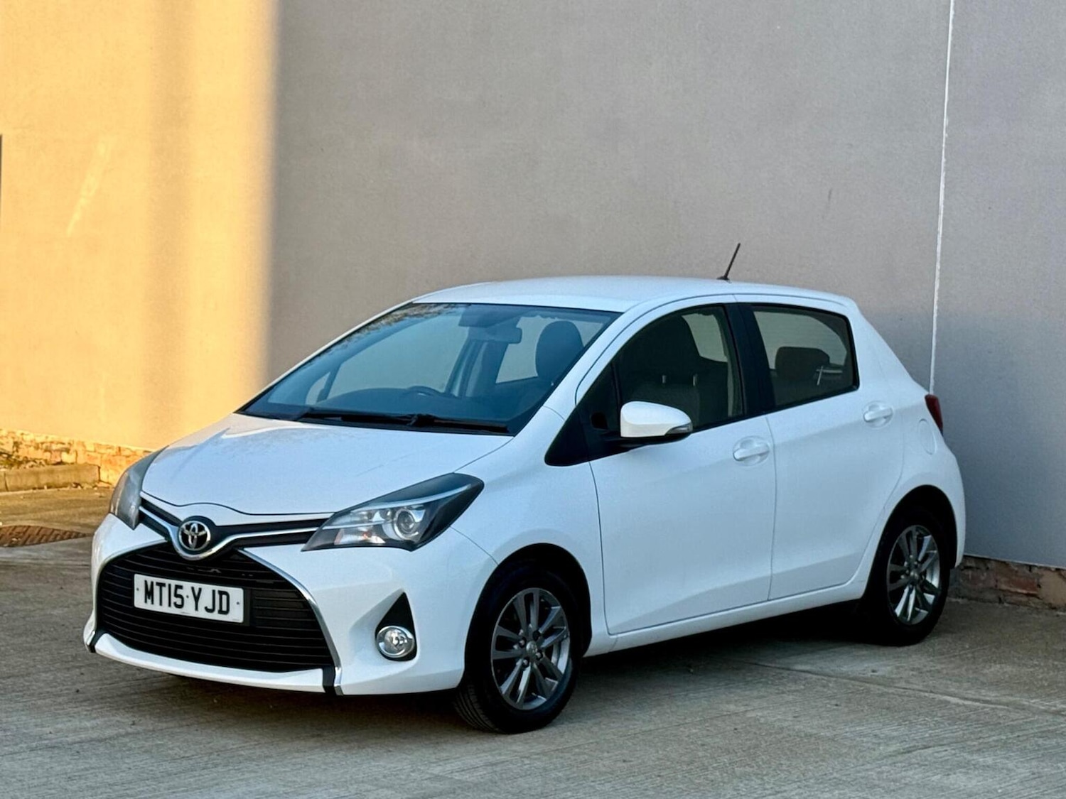 Used Toyota Yaris 2015 for sale - 77931270: Photo 68