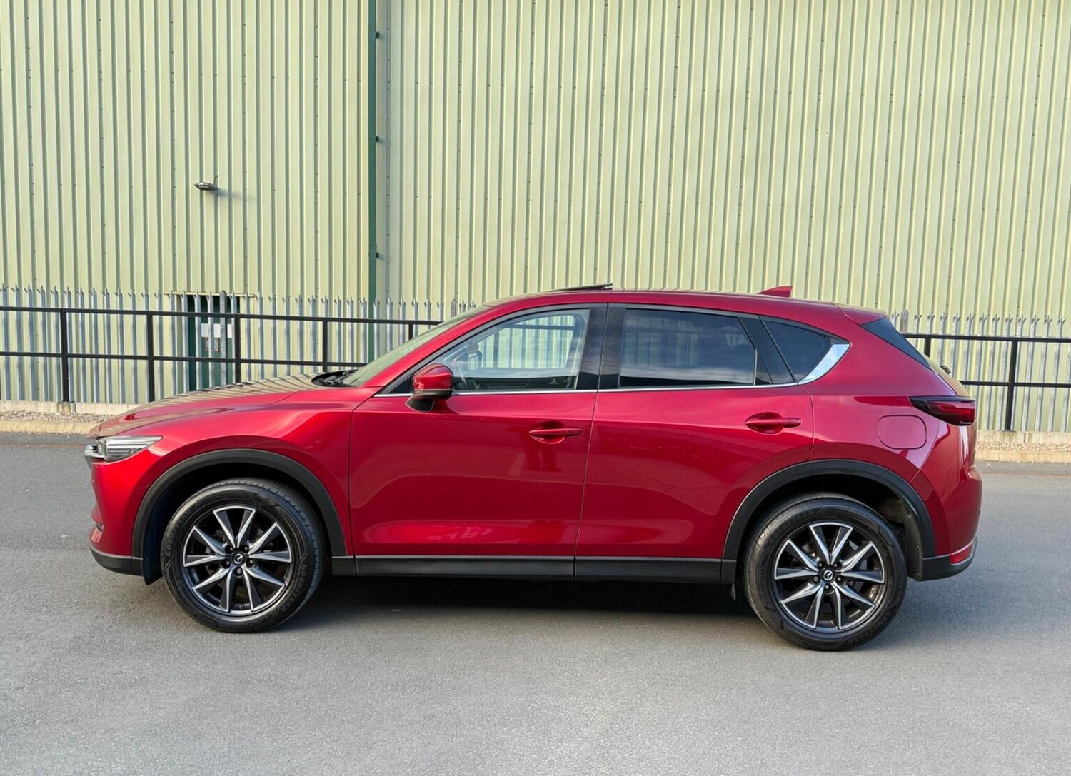 Used Mazda CX-5 2017 for sale - 77888419: Photo 66