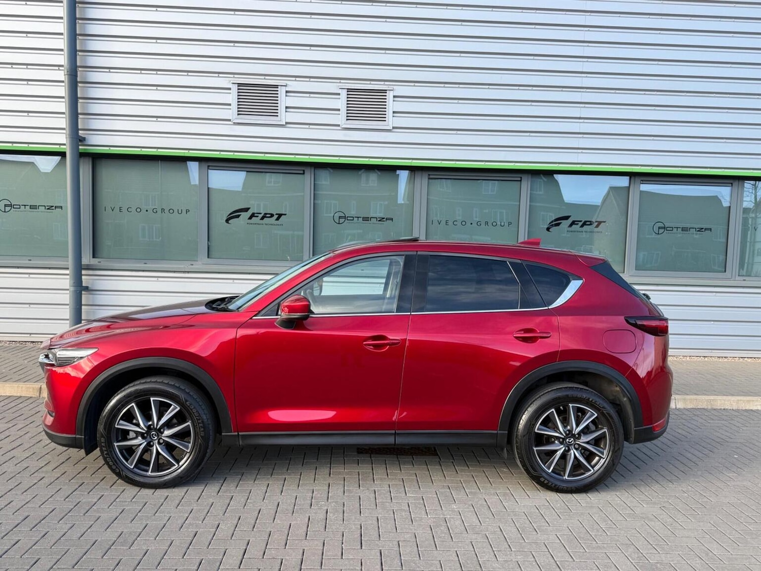 Used Mazda CX-5 2017 for sale - 77888419: Photo 74