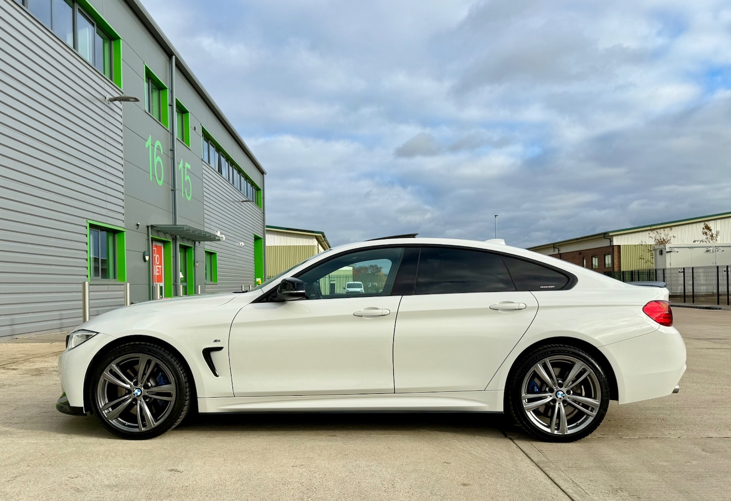 Used BMW 4 Series 2017 for sale - 76520982: Photo 56