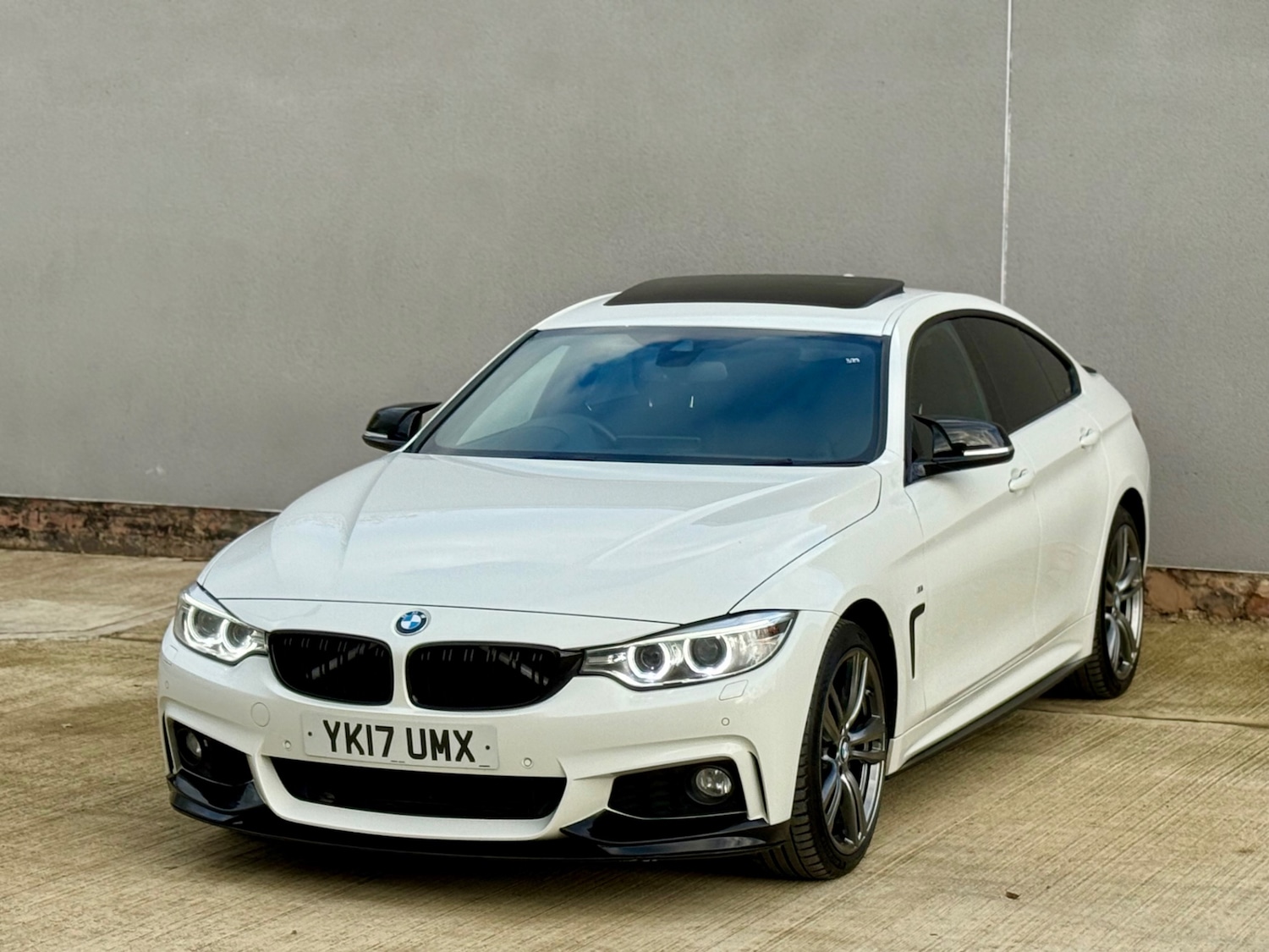 Used BMW 4 Series 2017 for sale - 76520982: Photo 76