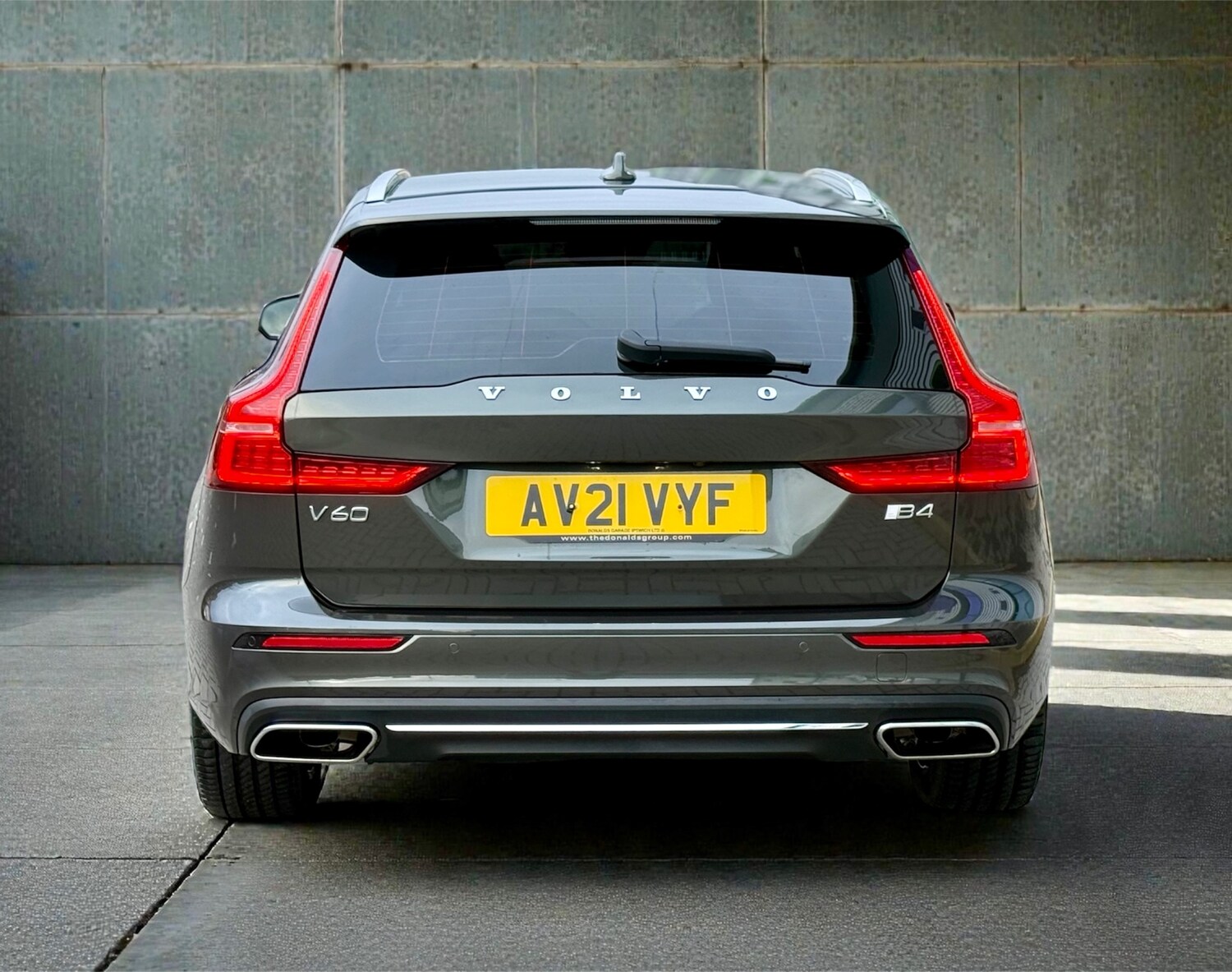 Used Volvo V60 2021 for sale - 77485584: Photo 4