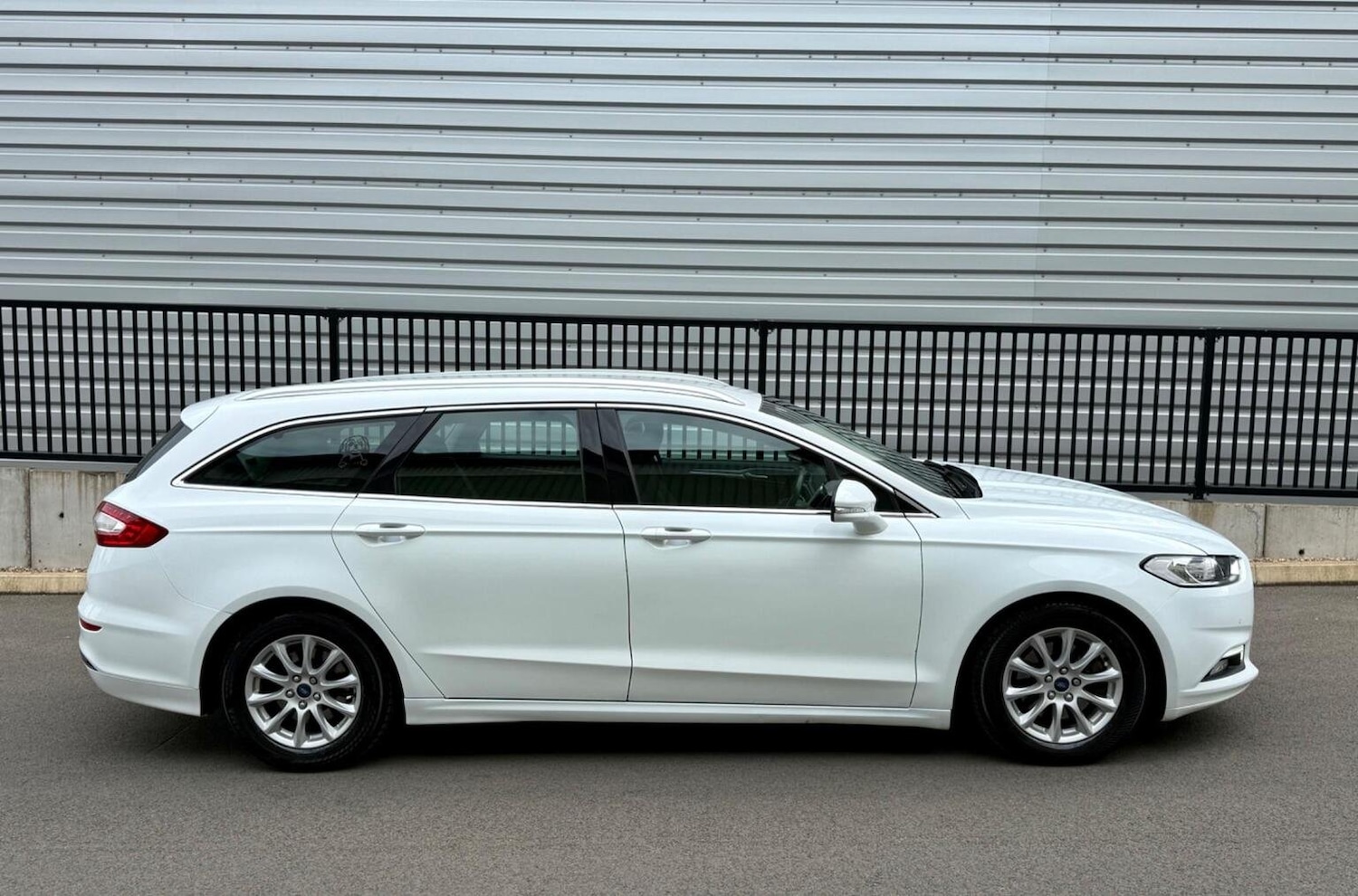 Used Ford Mondeo 2018 for sale - 77688973: Photo 29