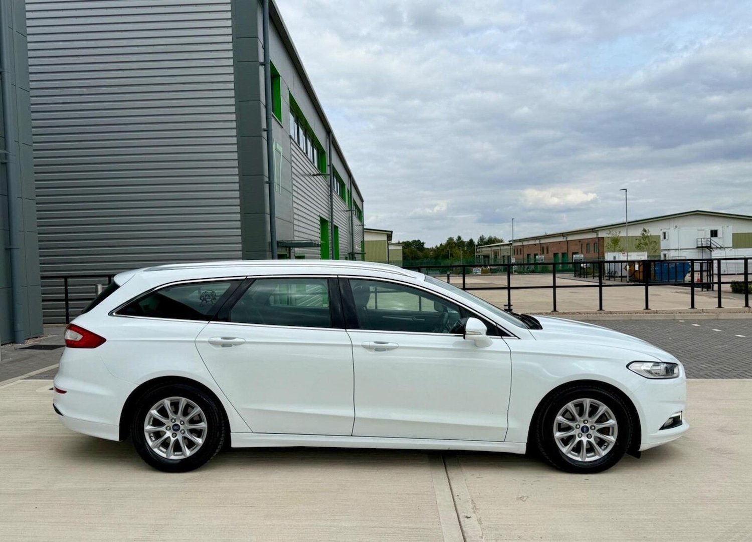 Used Ford Mondeo 2018 for sale - 77688973: Photo 7