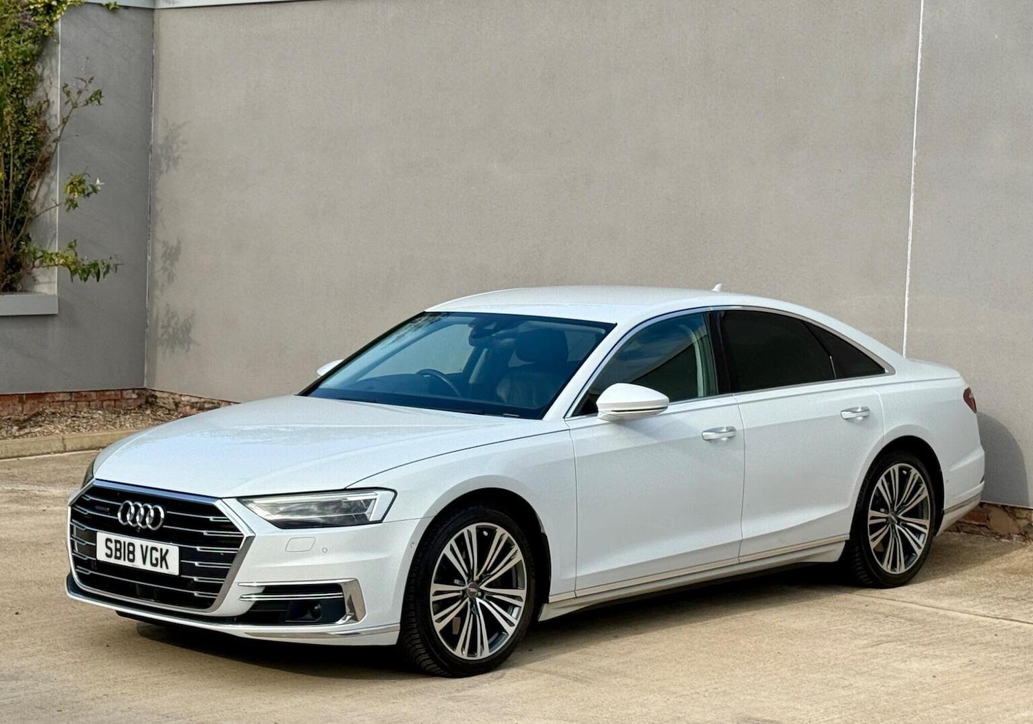 Used Audi A8 2018 for sale - 77688972: Photo 25