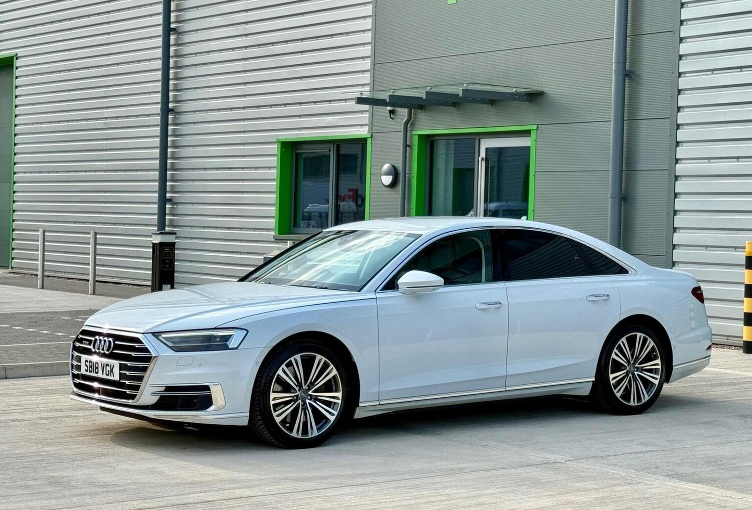 Used Audi A8 2018 for sale - 77688972: Photo 40