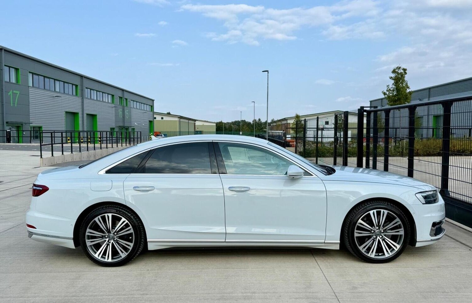 Used Audi A8 2018 for sale - 77688972: Photo 53