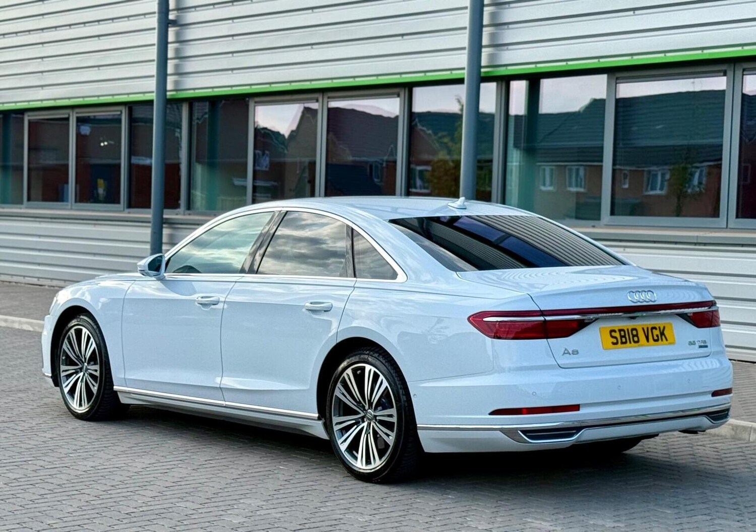 Used Audi A8 2018 for sale - 77688972: Photo 65