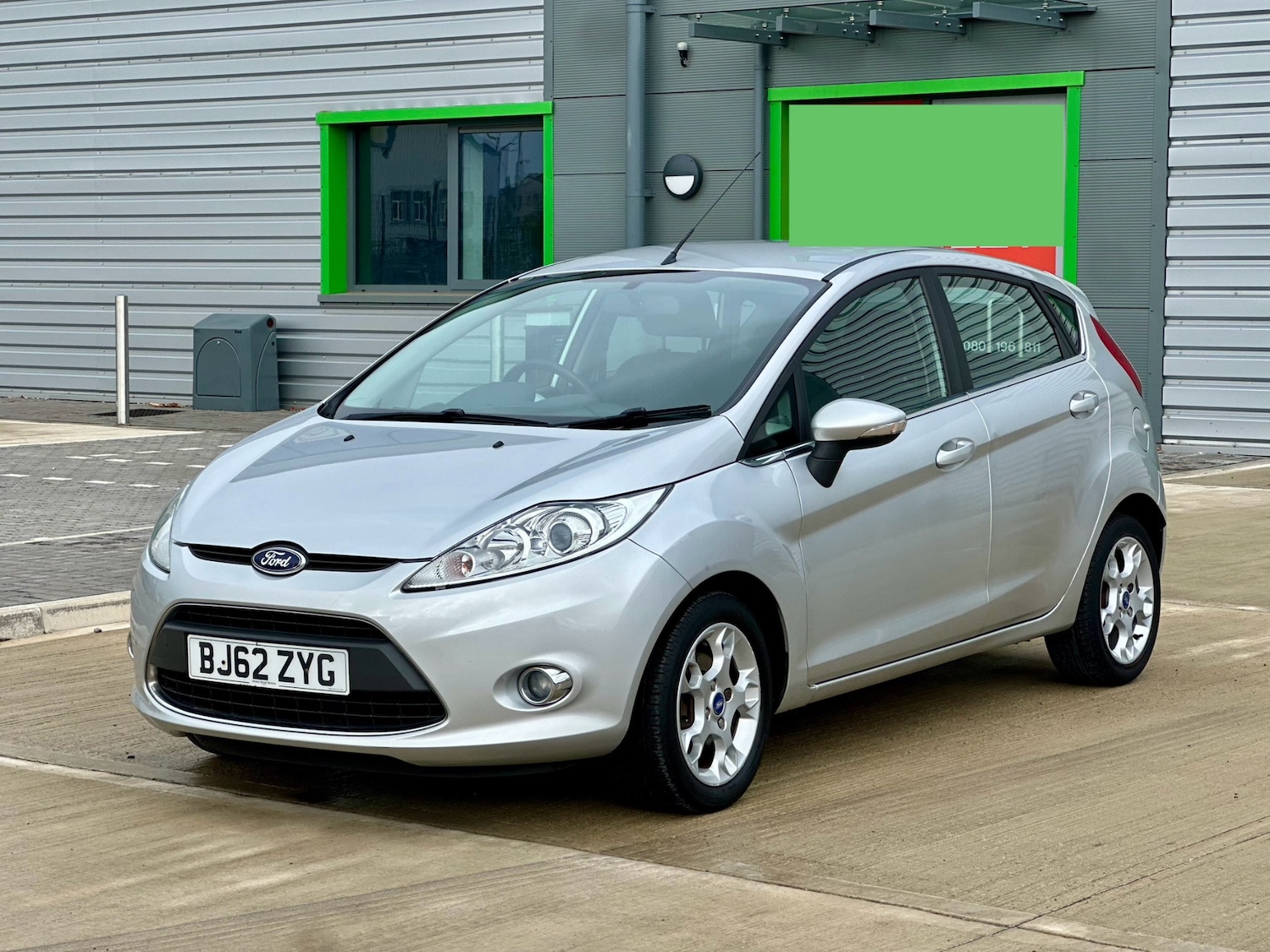 Used Ford Fiesta 2012 for sale - 76329565: Photo 2