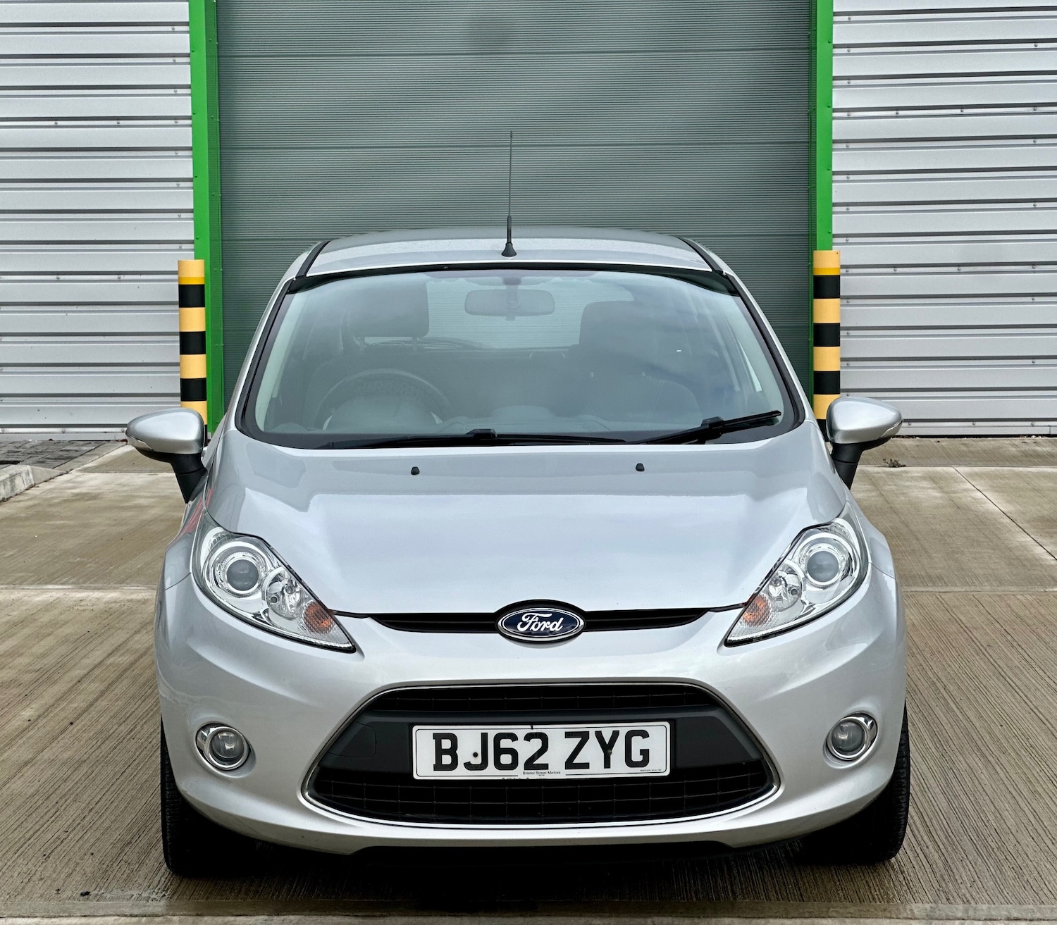 Used Ford Fiesta 2012 for sale - 76329565: Photo 3