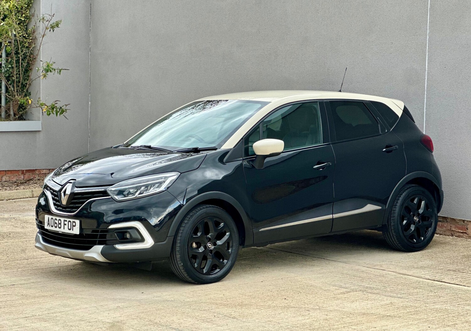 Used Renault Captur 2018 for sale - 76058226: Photo 27