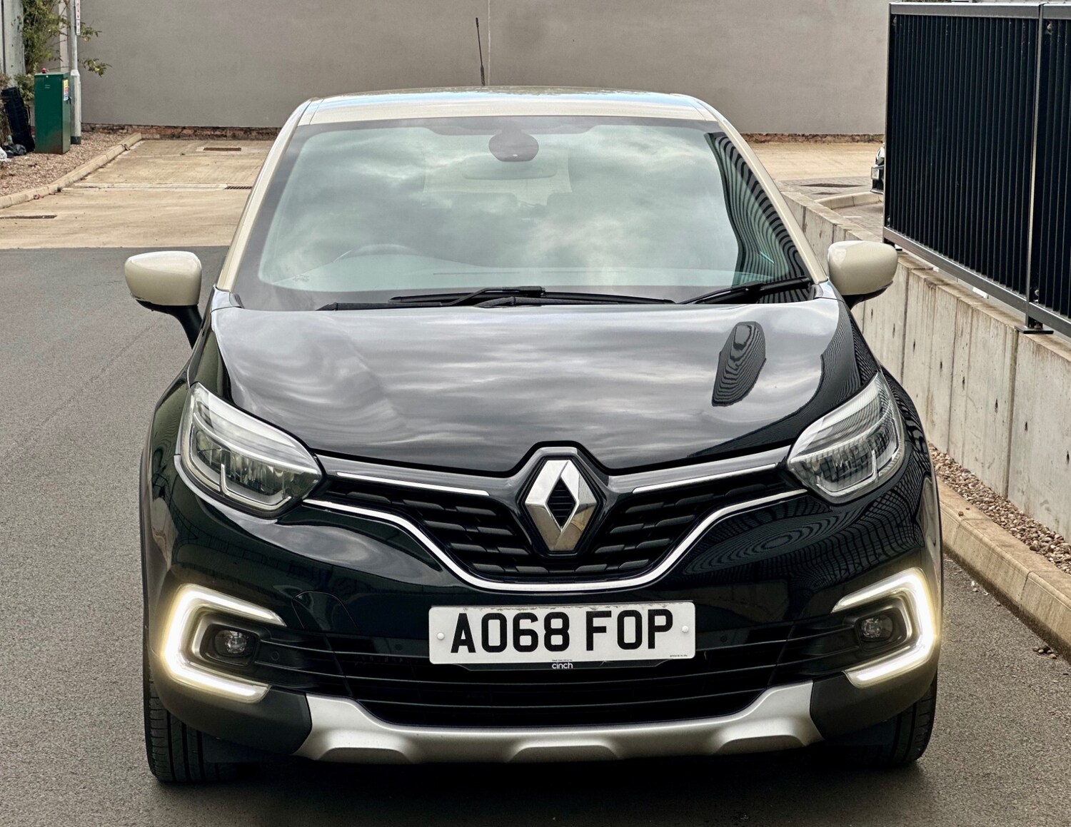 Used Renault Captur 2018 for sale - 76058226: Photo 33