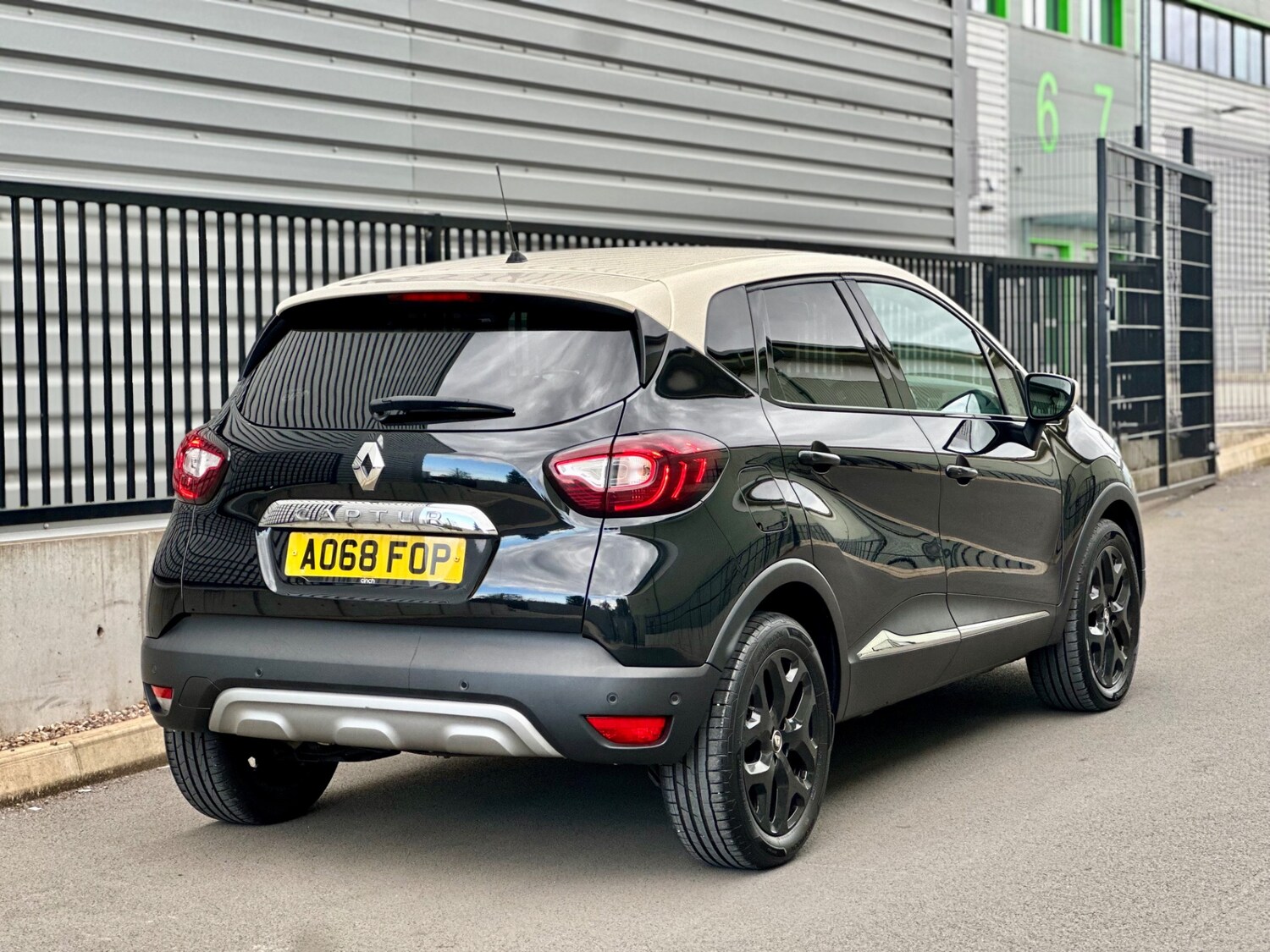 Used Renault Captur 2018 for sale - 76058226: Photo 34