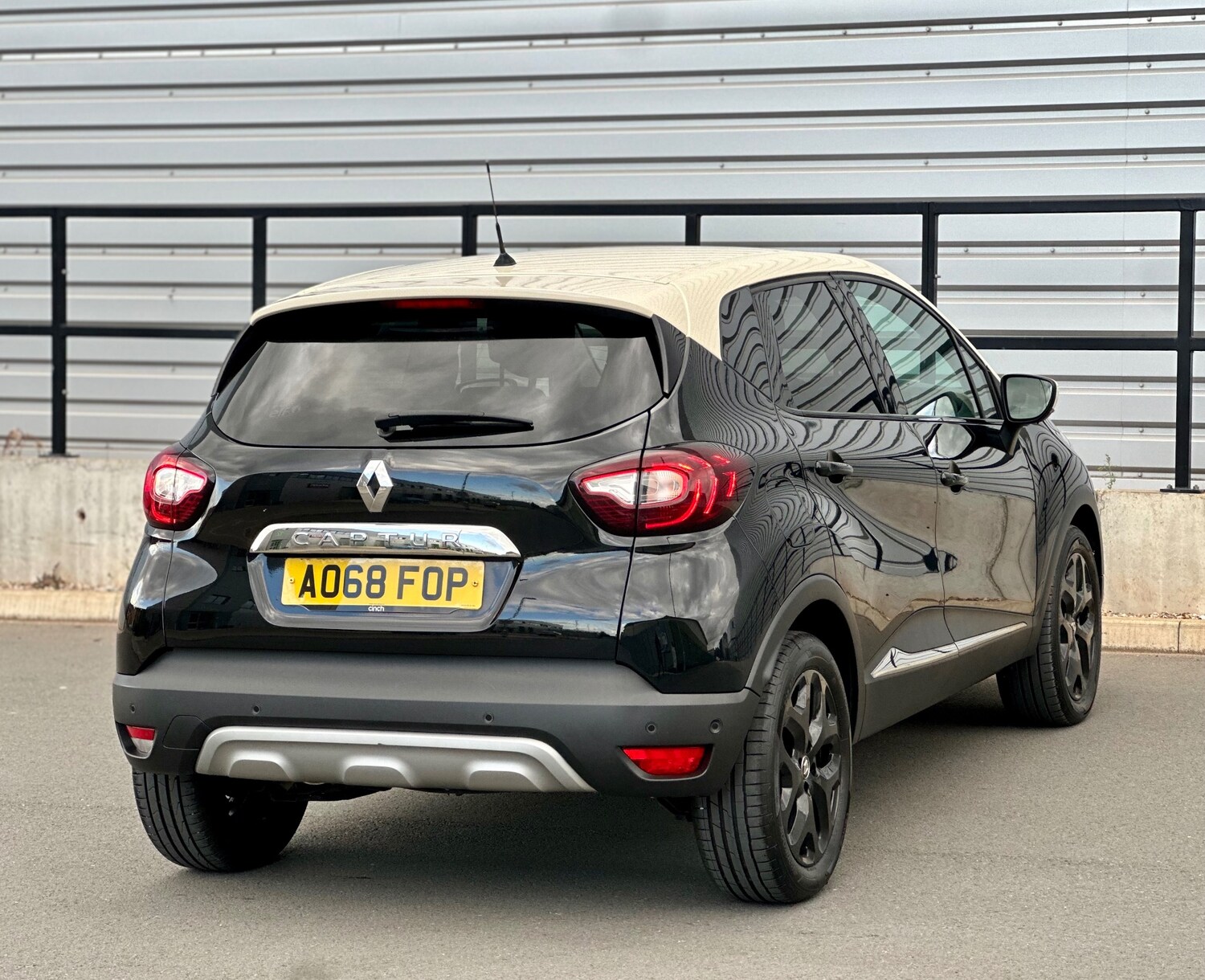 Used Renault Captur 2018 for sale - 76058226: Photo 39