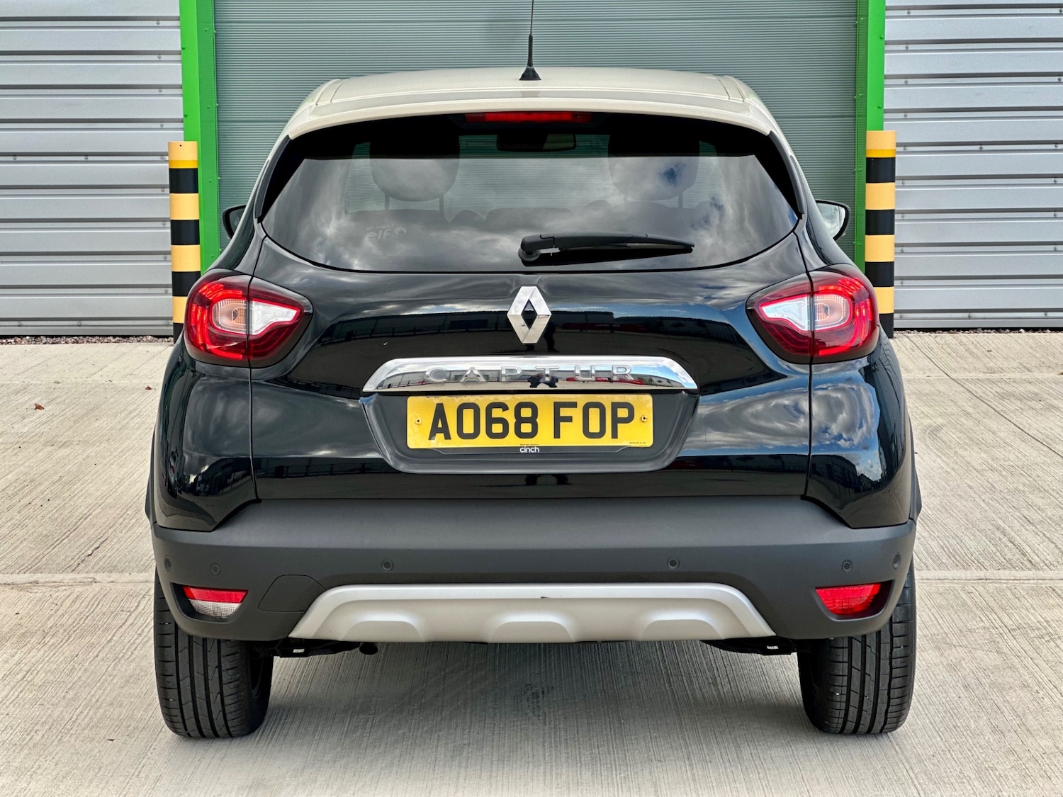 Used Renault Captur 2018 for sale - 76058226: Photo 4