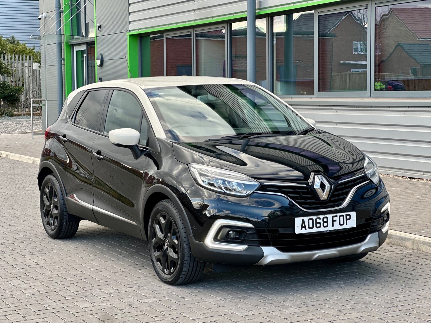 Used Renault Captur 2018 for sale - 76058226: Photo 57