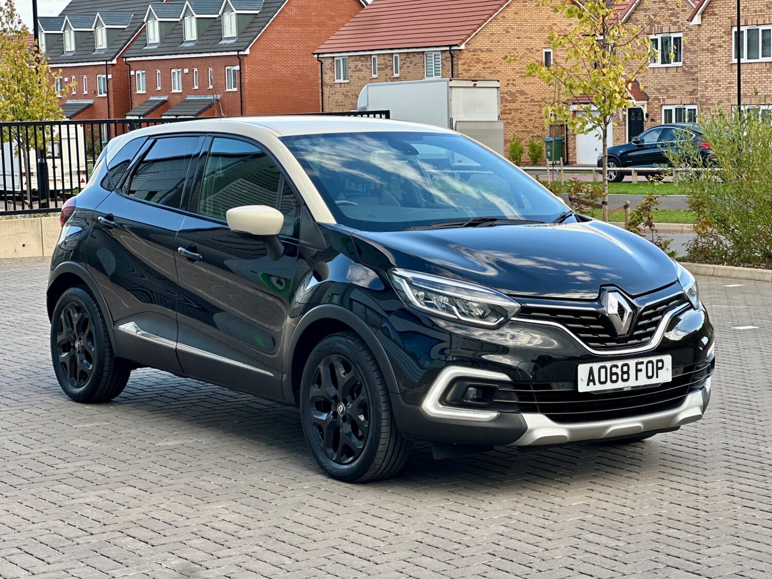 Used Renault Captur 2018 for sale - 76058226: Photo 63