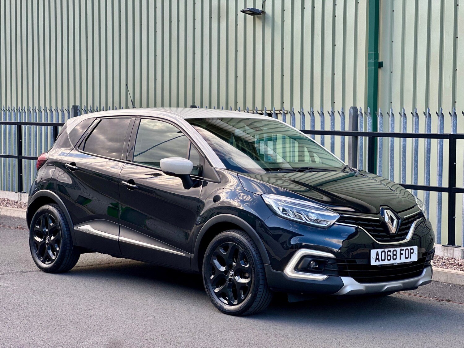 Used Renault Captur 2018 for sale - 76058226: Photo 71