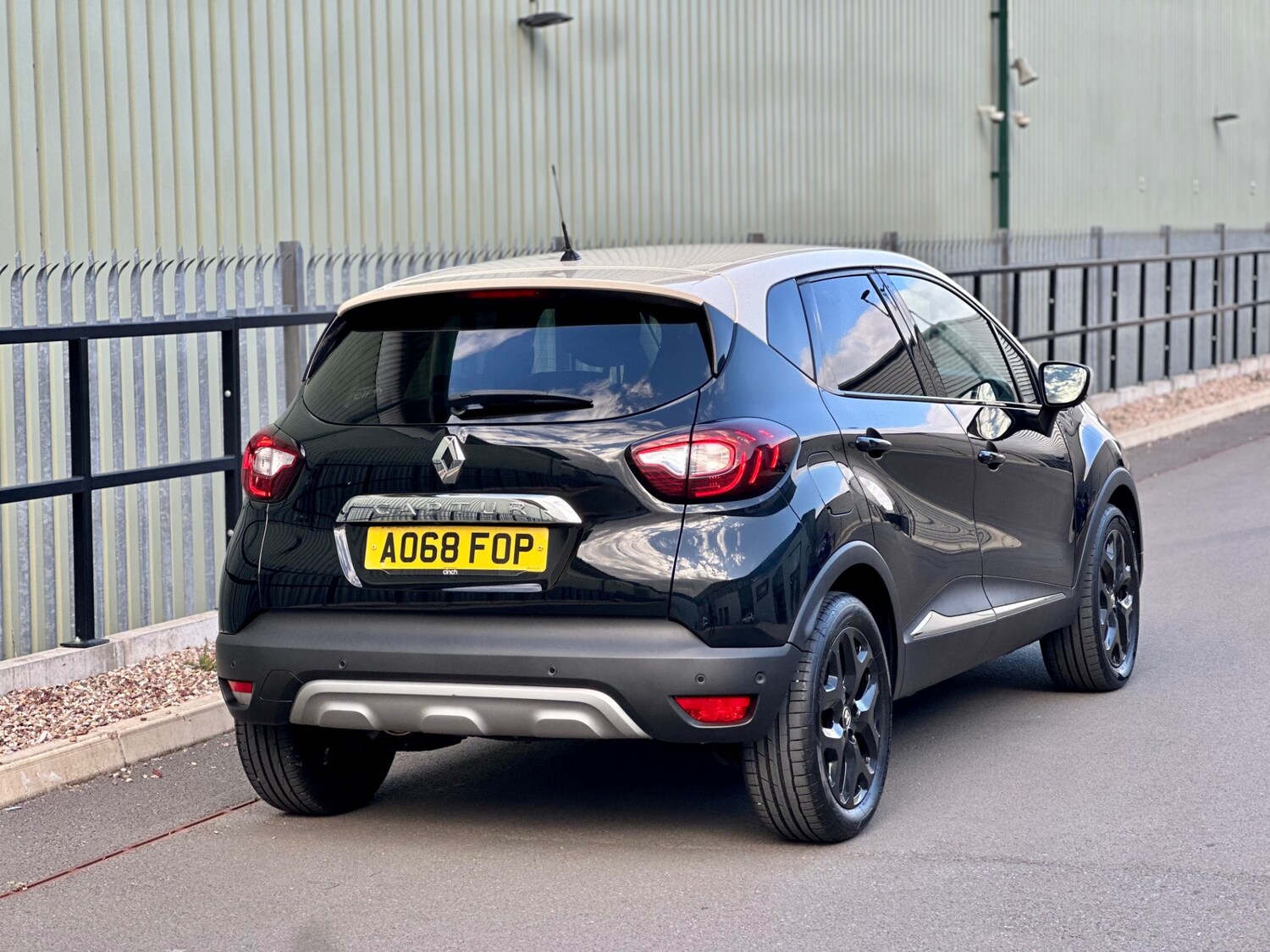 Used Renault Captur 2018 for sale - 76058226: Photo 78