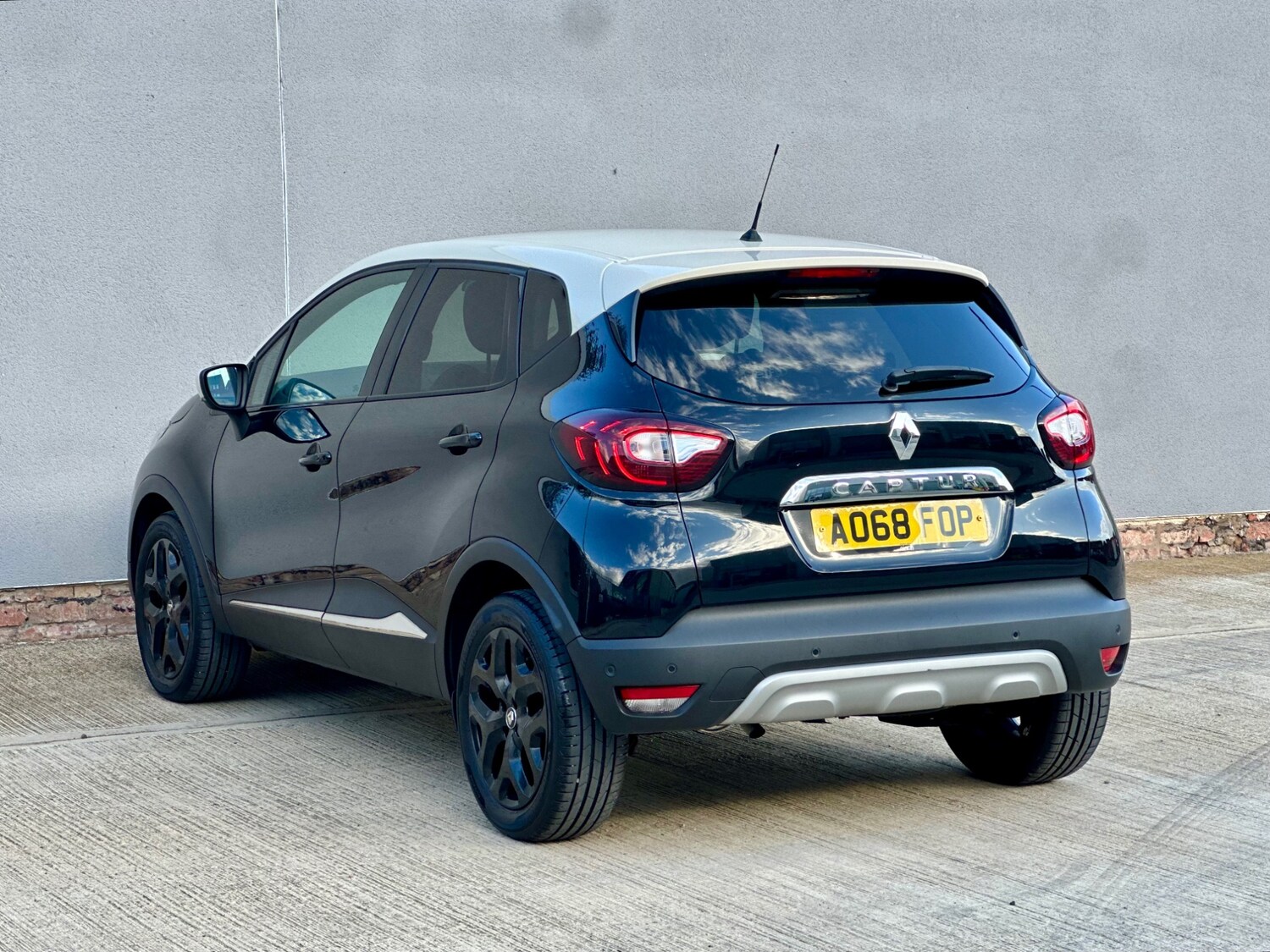 Used Renault Captur 2018 for sale - 76058226: Photo 84