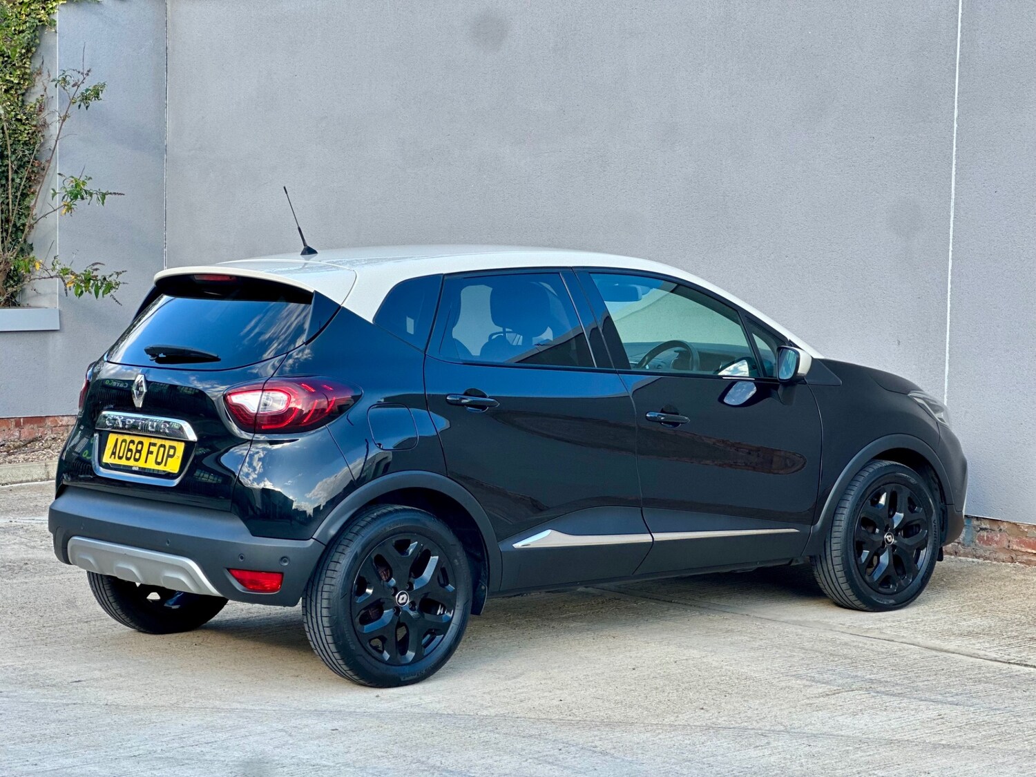 Used Renault Captur 2018 for sale - 76058226: Photo 85