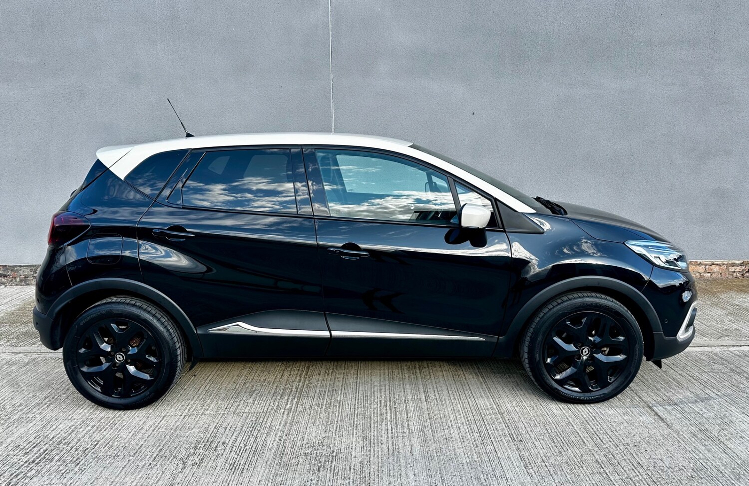 Used Renault Captur 2018 for sale - 76058226: Photo 86