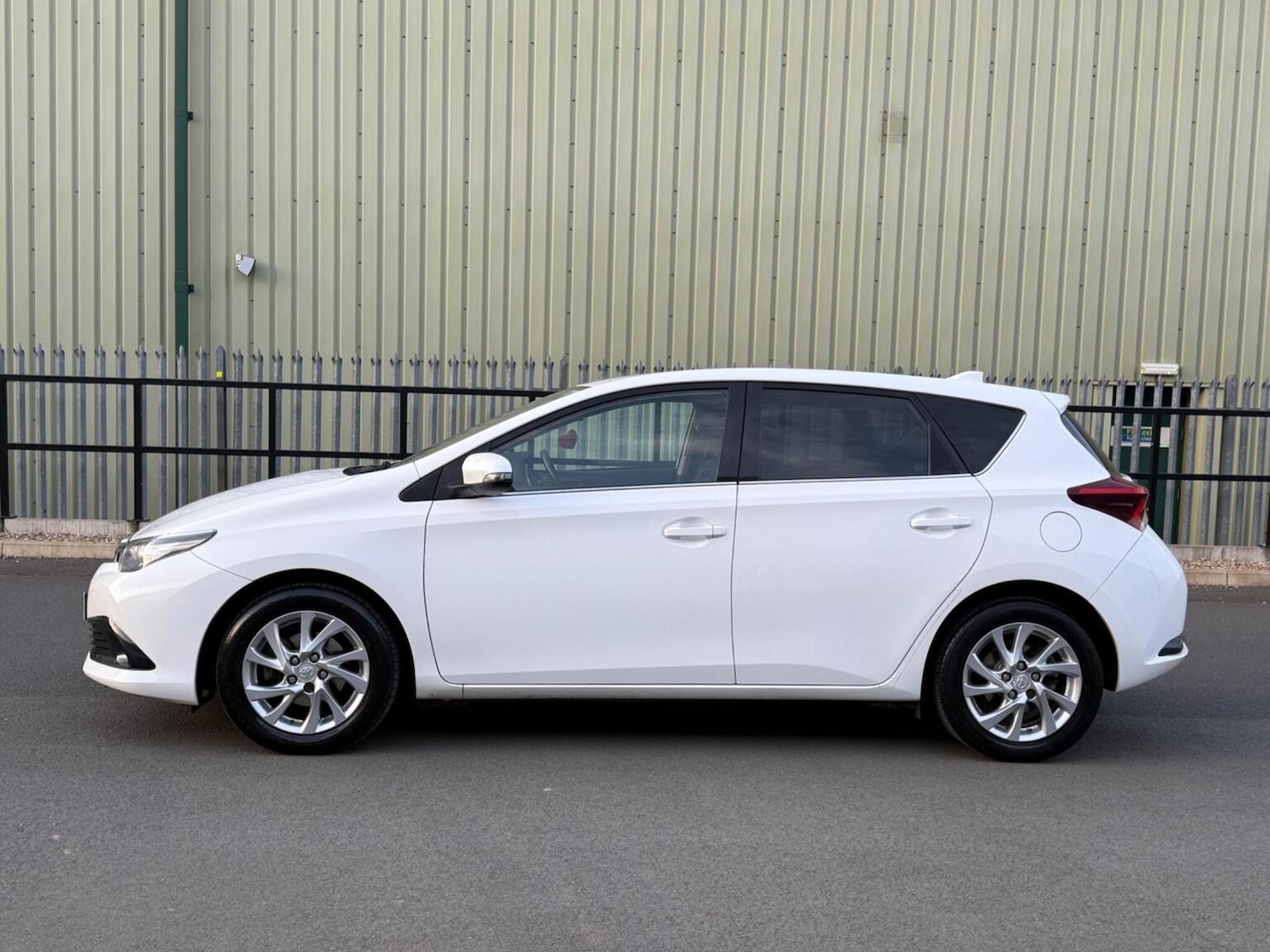 Used Toyota Auris 2015 for sale - 78004474: Photo 30