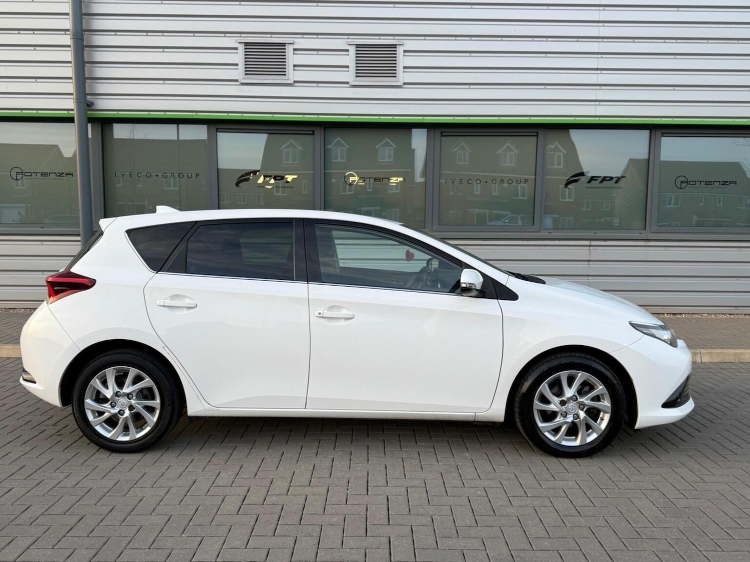 Used Toyota Auris 2015 for sale - 78004474: Photo 40