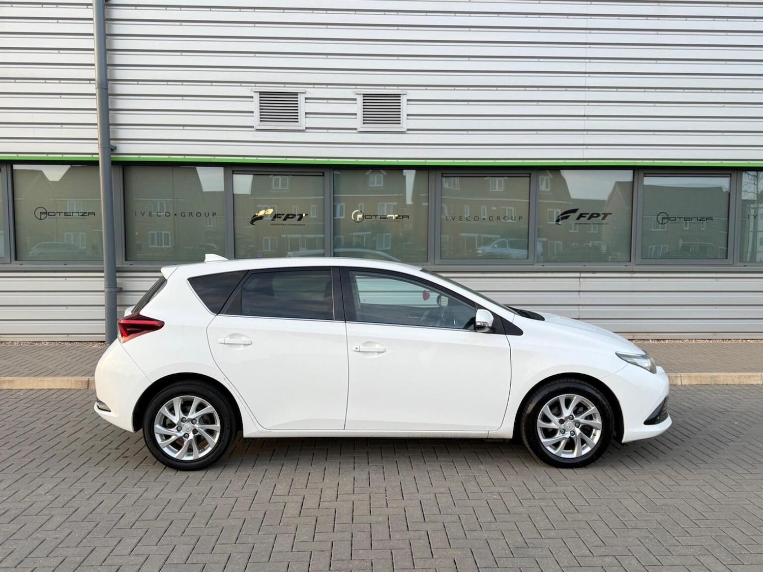 Used Toyota Auris 2015 for sale - 78004474: Photo 41