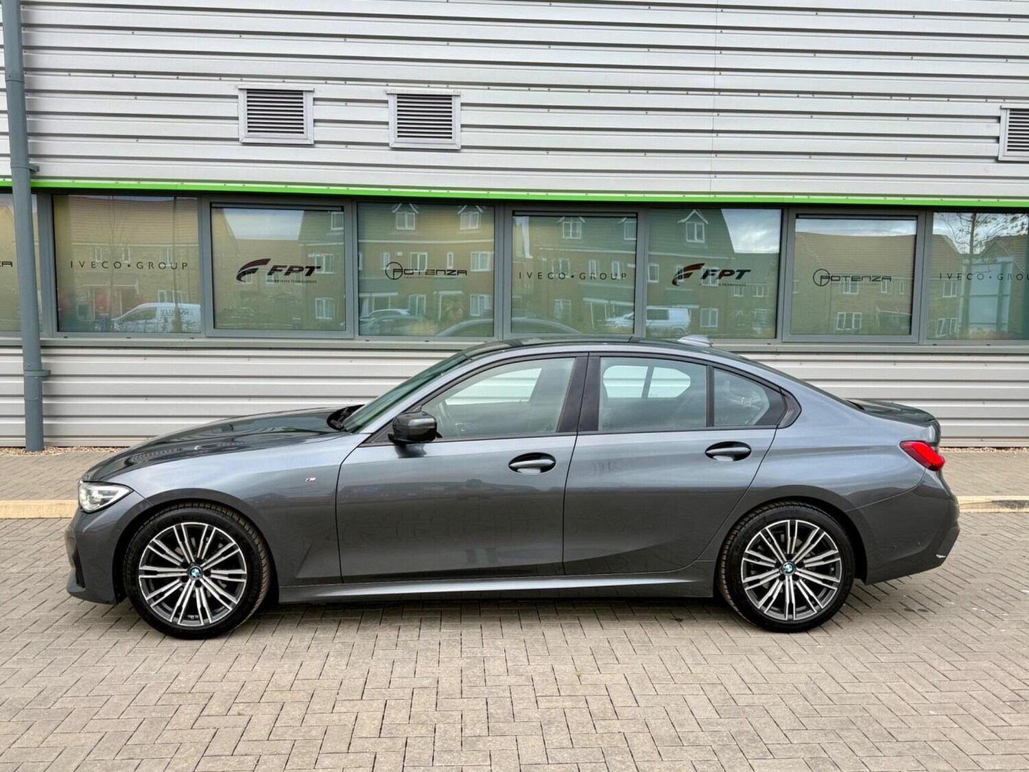 Used BMW 3 Series 2019 for sale - 77688999: Photo 47