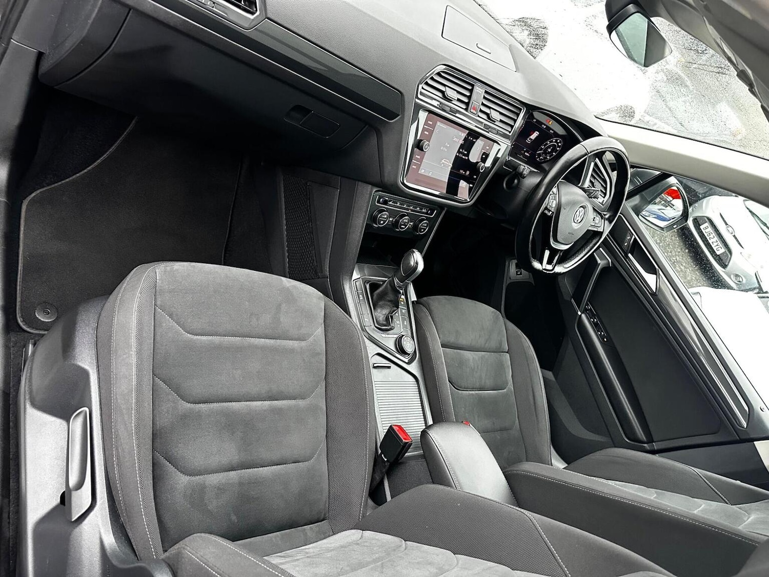 Used Volkswagen Tiguan 2017 for sale - 77689001: Photo 7