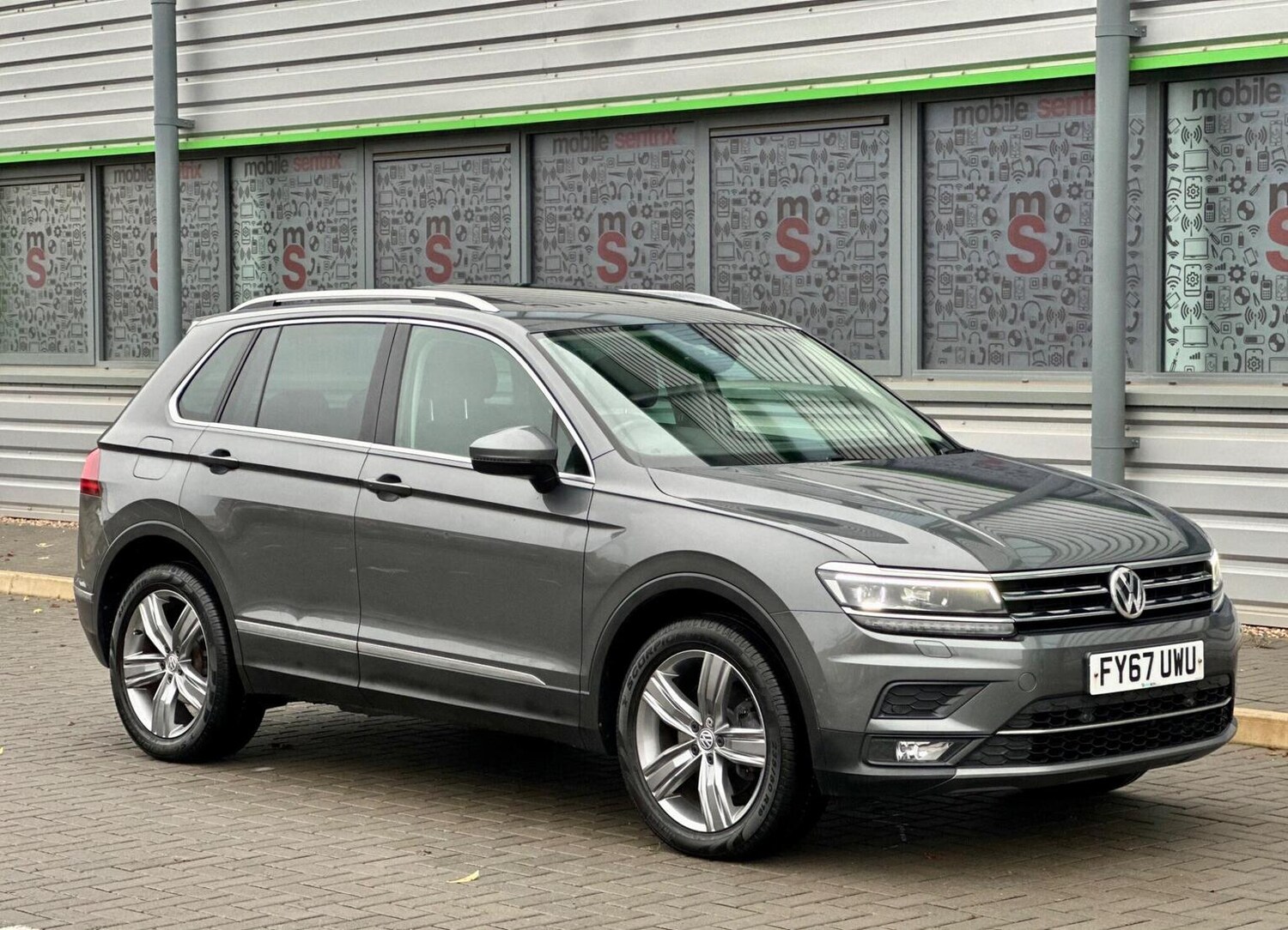 Used Volkswagen Tiguan 2017 for sale - 77689001: Photo 76