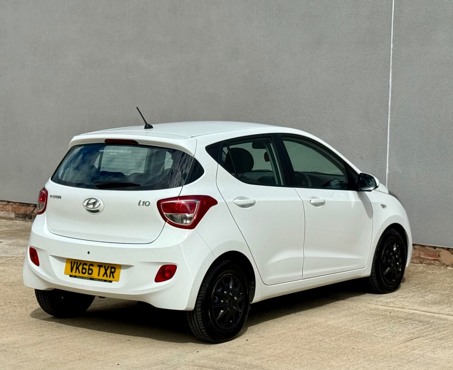 Vehicle 29