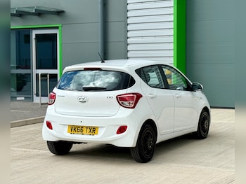 Used Hyundai i10 2016 for sale - 75491434: Photo