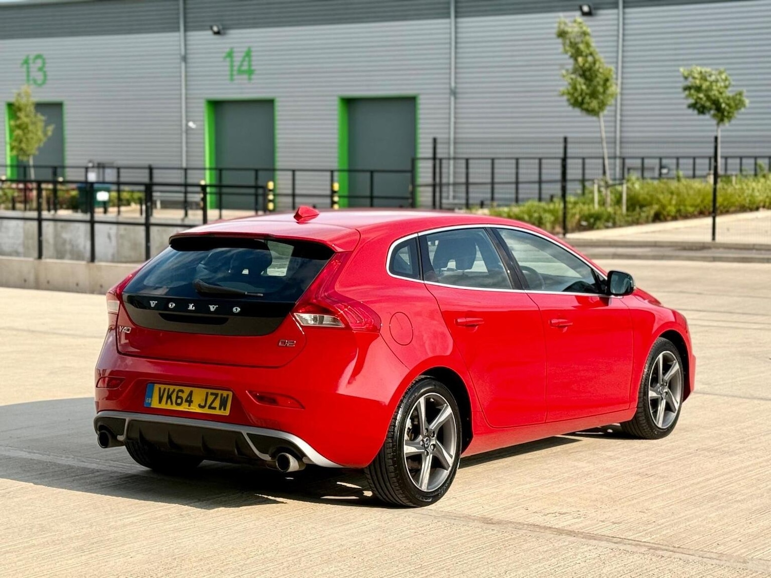 Used Volvo V40 2014 for sale - 77688974: Photo 20