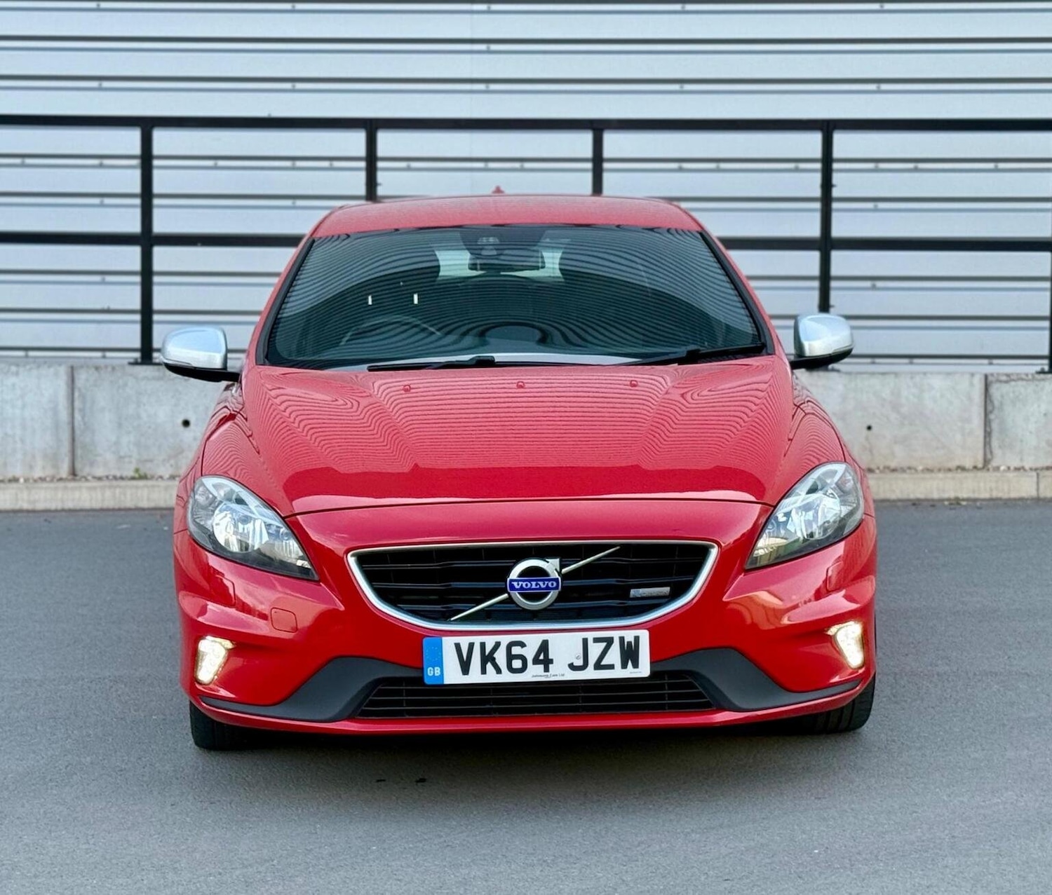 Used Volvo V40 2014 for sale - 77688974: Photo 34