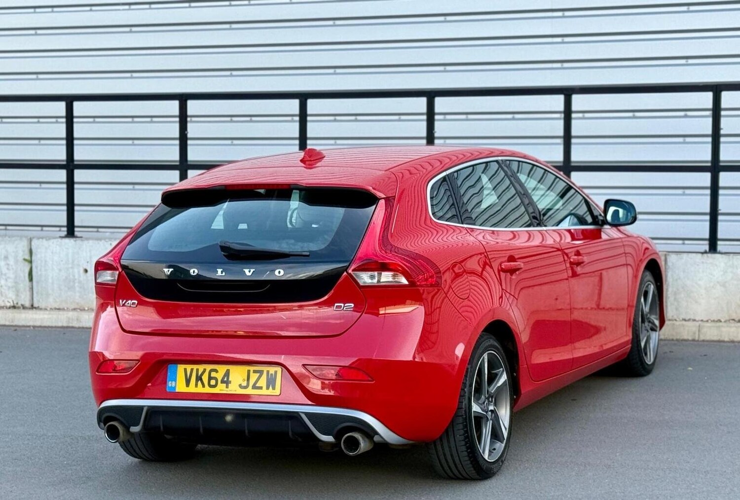 Used Volvo V40 2014 for sale - 77688974: Photo 42