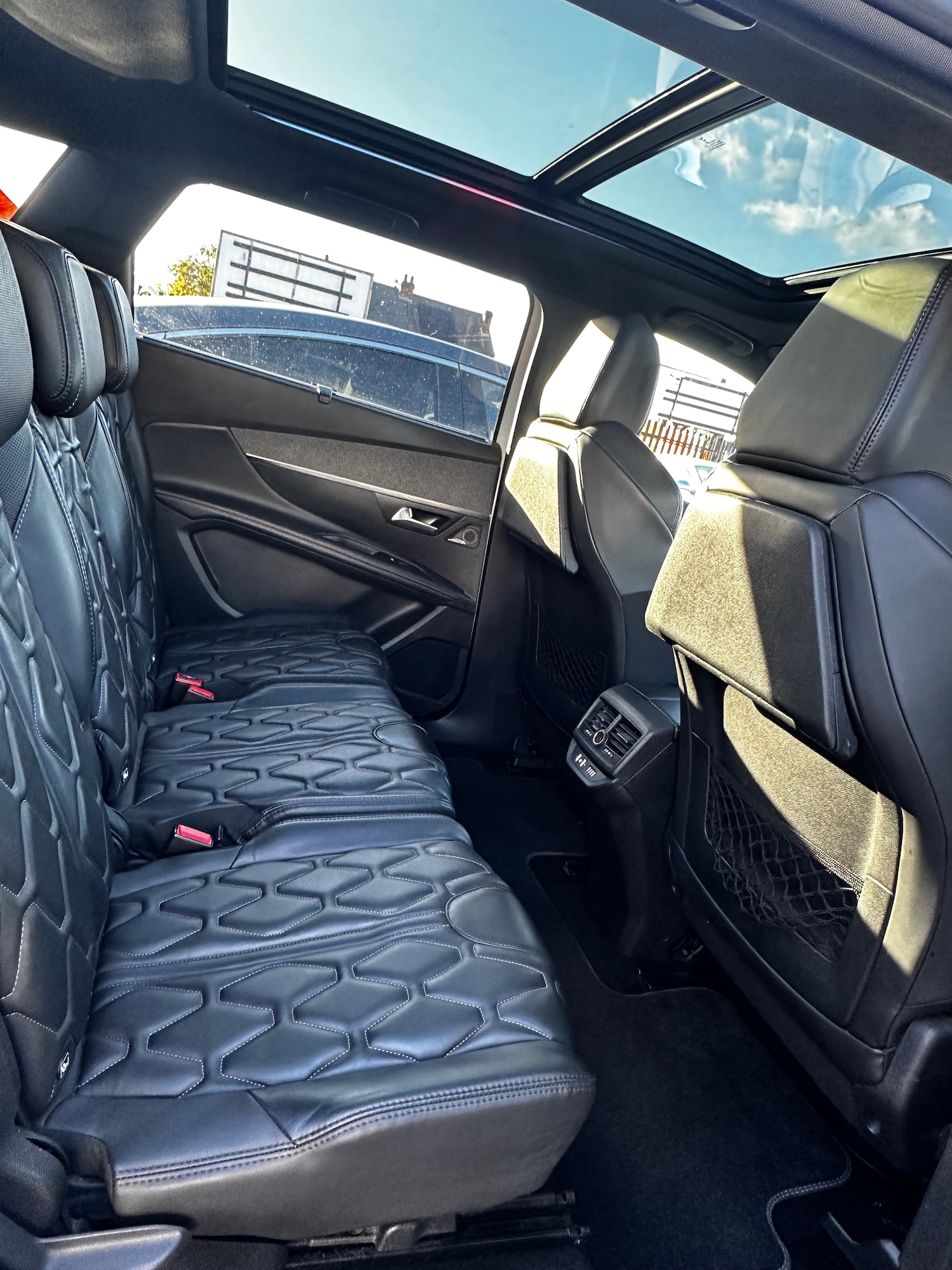 Used Peugeot 5008 2018 for sale - 76358253: Photo 15