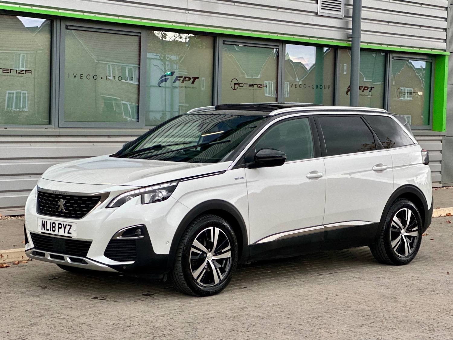 Used Peugeot 5008 2018 for sale - 76358253: Photo 41