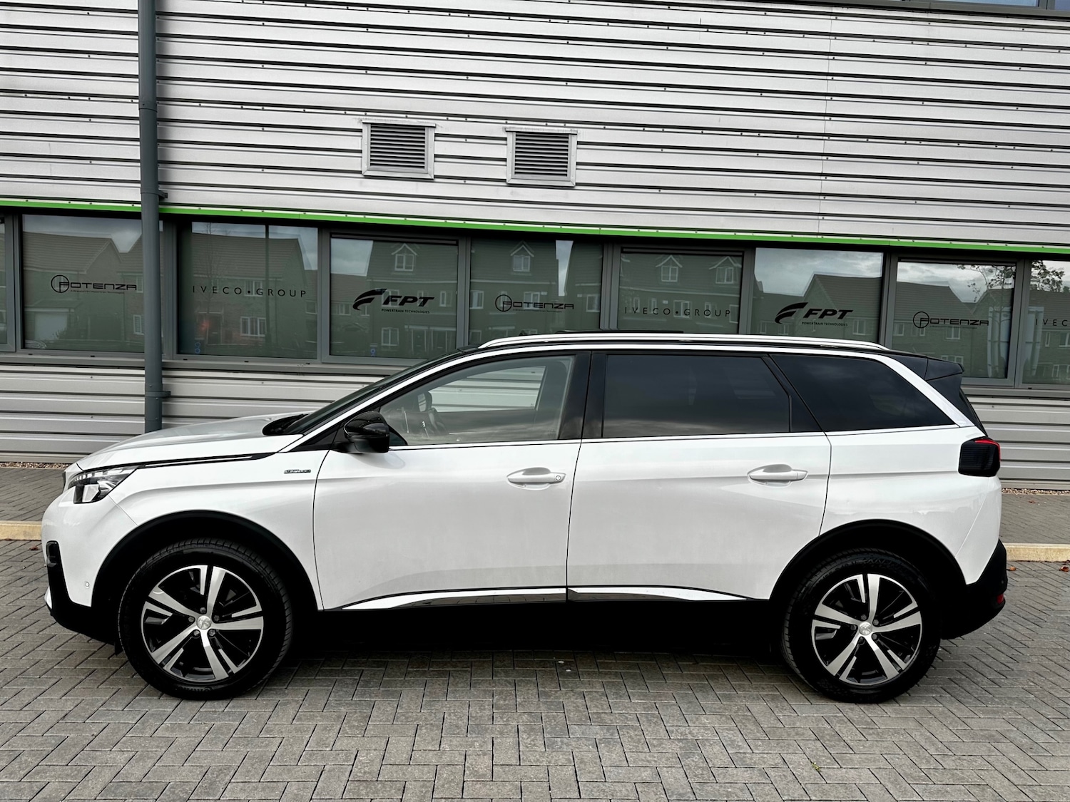 Used Peugeot 5008 2018 for sale - 76358253: Photo 7