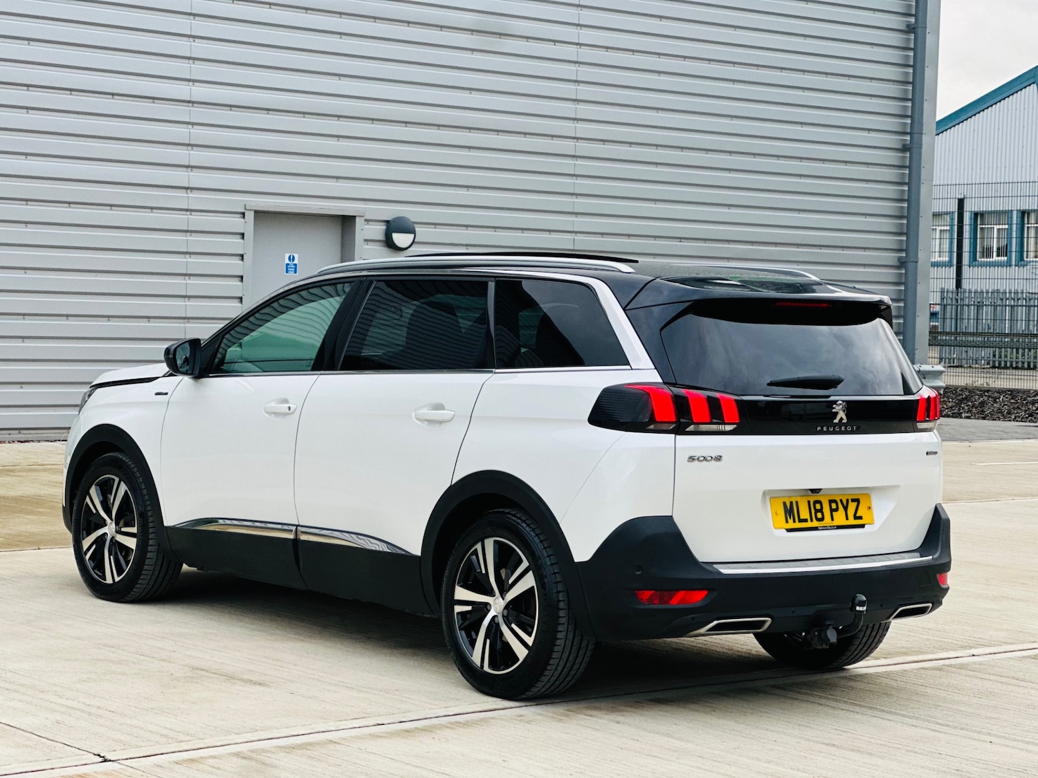 Used Peugeot 5008 2018 for sale - 76358253: Photo 76