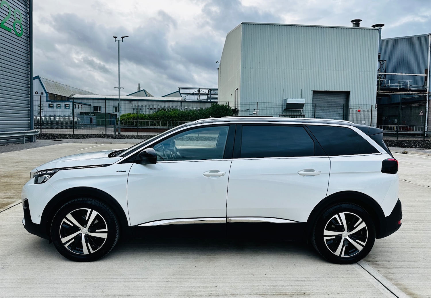 Used Peugeot 5008 2018 for sale - 76358253: Photo 78