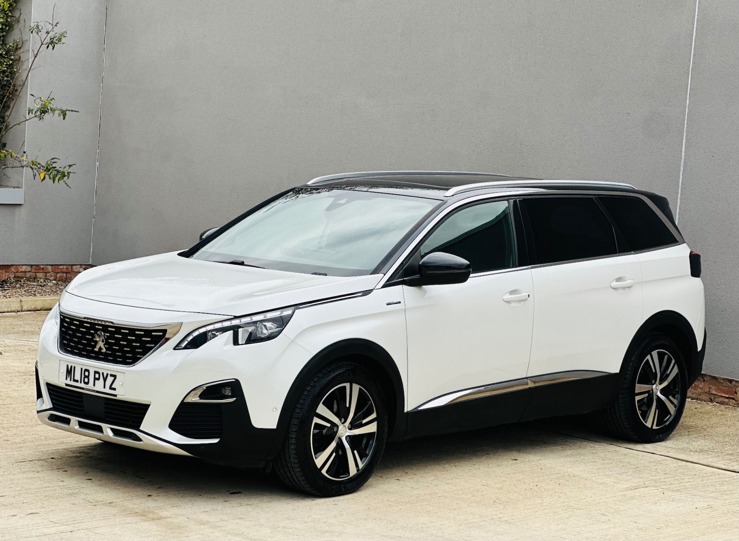 Used Peugeot 5008 2018 for sale - 76358253: Photo 95